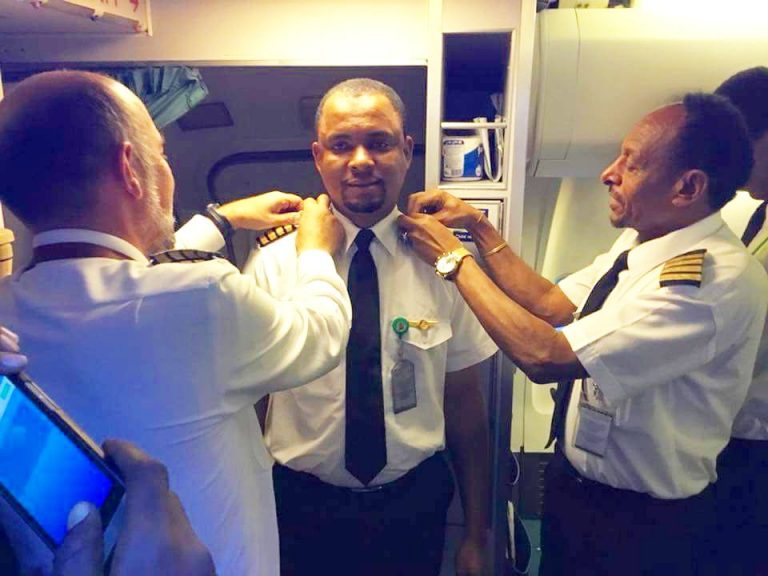 24 Years later Muslim Airplane Cleaner Abu-Bakr Turns Pilot.
